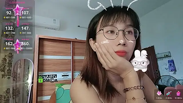 Snapshot of Lili_666 chatting on 10.30.25 Lili 666 online show from 10.30.25