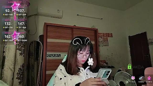 Snapshot of Lili_666 chatting on 12.03.25 Lili 666 online show from 12.03.25