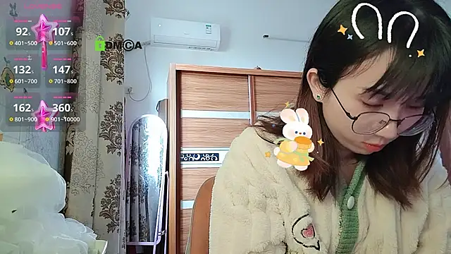 Snapshot of Lili_666 chatting on 12.05.25 Lili 666 online show from 12.05.25