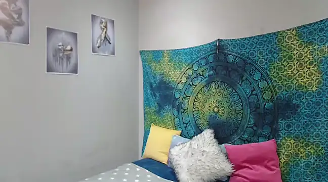 CREAMYCUPCAKExxx online show from 12.29.24