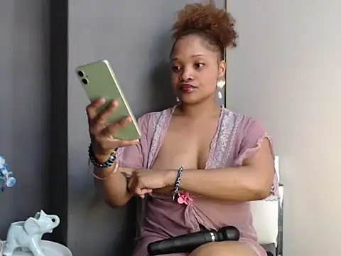 CREAMYCUPCAKExxx online show from 10.09.25