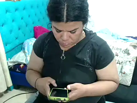 Snapshot of Boycuriousxxx chatting on 02.16.25 Boycuriousxxx online show from 02.16.25