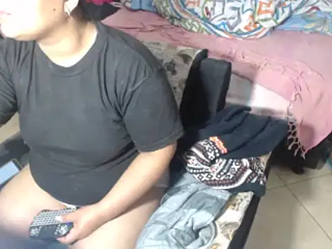 Snapshot of Boycuriousxxx chatting on 03.21.25 Boycuriousxxx online show from 03.21.25