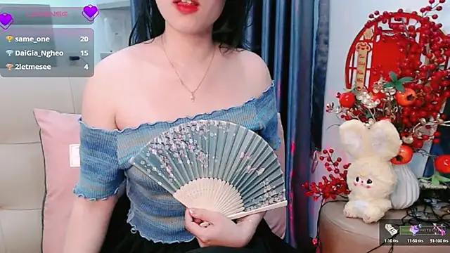 Snapshot of Na_baby chatting on 02.08.25 Na baby online show from 02.08.25