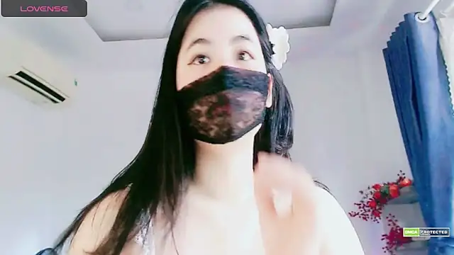 Snapshot of Na_baby chatting on 09.24.25 Na baby online show from 09.24.25