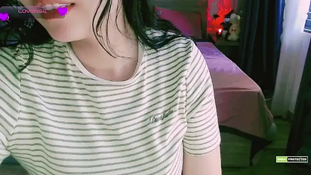 Snapshot of Na_baby chatting on 10.14.25 Na baby online show from 10.14.25