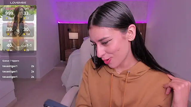 karlaa james online show from 06.11.26