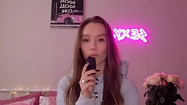 KateVon online show from 10.14.25