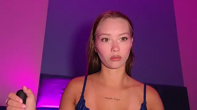 KateVon online show from 04.22.26