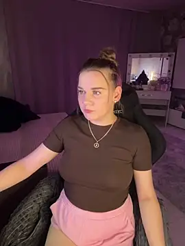 Snapshot of Lexi_noah chatting on 10.09.25 Lexi noah online show from 10.09.25