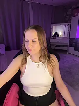 Snapshot of Lexi_noah chatting on 10.19.25 Lexi noah online show from 10.19.25