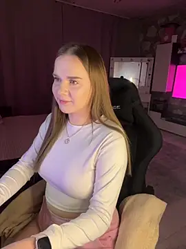 Snapshot of Lexi_noah chatting on 11.17.25 Lexi noah online show from 11.17.25