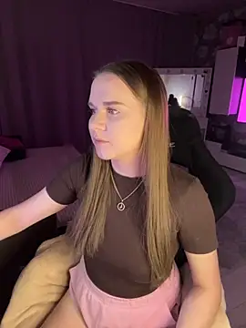 Snapshot of Lexi_noah chatting on 11.18.25 Lexi noah online show from 11.18.25