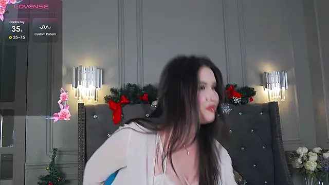 TrishaWinslet online show from 01.03.25