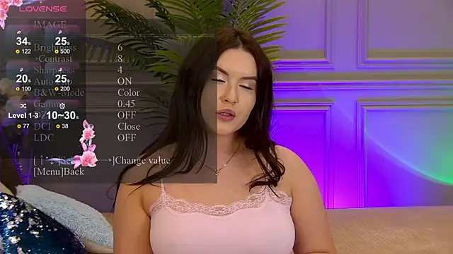 TrishaWinslet online show from 03.22.25