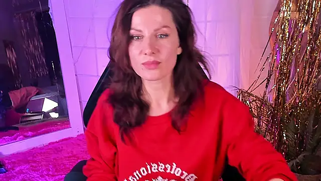 Snapshot of April_o_Nill chatting on 12.22.25 April o Nill online show from 12.22.25