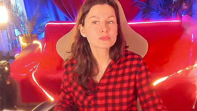 Snapshot of April_o_Nill chatting on 03.08.26 April o Nill online show from 03.08.26