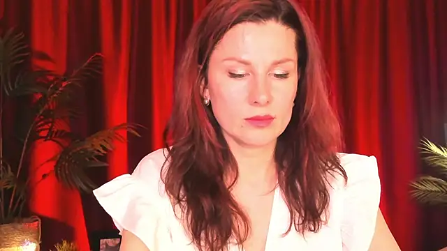 April o Nill online show from 05.11.26