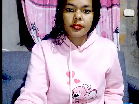 Snapshot of dirtyxgirlxxxschoolgirl chatting on 12.04.25 dirtyxgirlxxxschoolgirl online show from 12.04.25