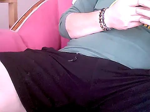 Snapshot of flaying_fuck chatting on 05.16.26 flaying fuck online show from 05.16.26