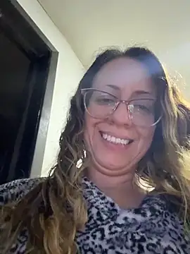 miss hanna07 online show from 10.26.25