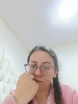 Snapshot of miss_hanna07 chatting on 07.12.26 miss hanna07 online show from 07.12.26