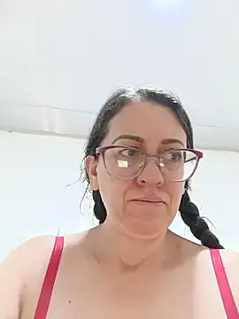 Snapshot of miss_hanna07 chatting on 07.17.26 miss hanna07 online show from 07.17.26