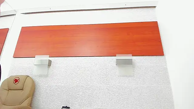 Snapshot of maddy_cartter chatting on 11.12.25 maddy cartter online show from 11.12.25