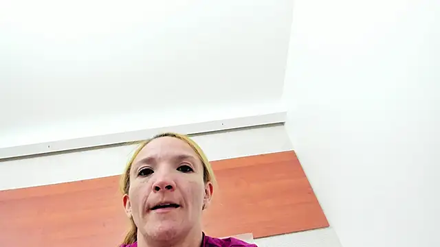 Snapshot of maddy_cartter chatting on 01.16.26 maddy cartter online show from 01.16.26