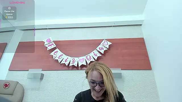 Snapshot of maddy_cartter chatting on 02.16.26 maddy cartter online show from 02.16.26