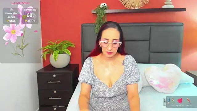 Snapshot of jadde13_ chatting on 12.06.24 jadde13 online show from 12.06.24