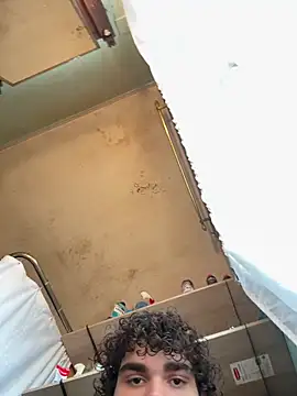 Snapshot of cougarhunter690 chatting on 10.30.25 cougarhunter690 online show from 10.30.25