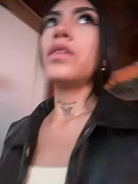Effy Bonny online show from 12.28.24
