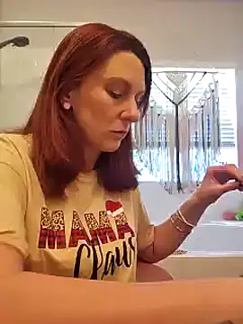 MissyRoulette online show from 12.22.24