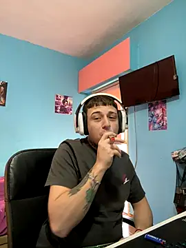 Snapshot of Nenejoven16- chatting on 11.26.25 Nenejoven16- online show from 11.26.25