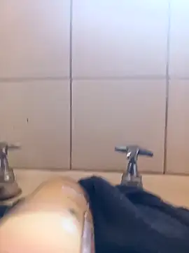 Snapshot of 19blacked chatting on 10.03.25 19blacked online show from 10.03.25