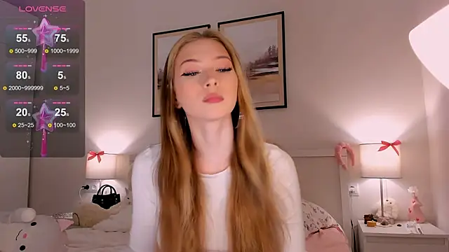 Snapshot of diana_nier chatting on 06.18.26 diana nier online show from 06.18.26