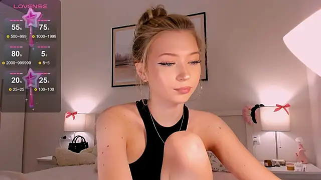 Snapshot of diana_nier chatting on 06.19.26 diana nier online show from 06.19.26
