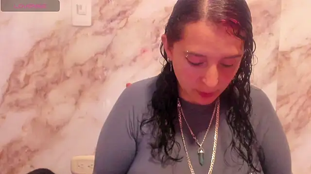 Snapshot of Baioleth chatting on 07.29.26 Baioleth online show from 07.29.26