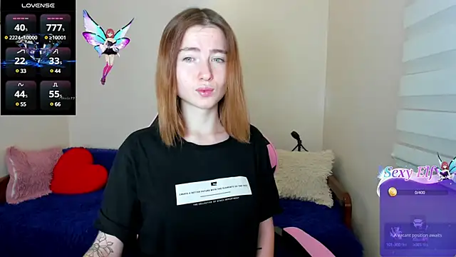 Snapshot of Luxuryalma chatting on 12.21.24 Luxuryalma online show from 12.21.24