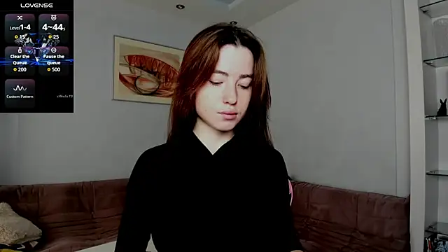 Snapshot of Luxuryalma chatting on 10.07.25 Luxuryalma online show from 10.07.25