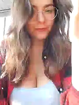 Alicia Hot1 online show from 12.18.24