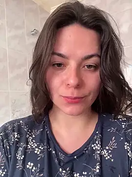 Alicia Hot1 online show from 01.27.25