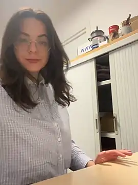 Alicia Hot1 online show from 03.10.25