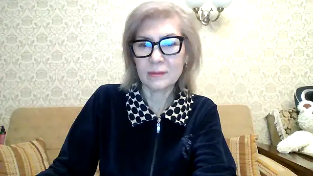 Elegant00Lady online show from 01.13.26