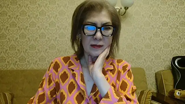 Elegant00Lady online show from 04.24.26