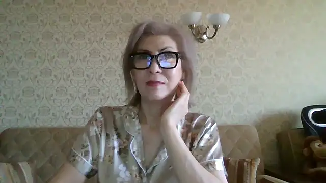 Snapshot of Elegant00Lady chatting on 07.12.26 Elegant00Lady online show from 07.12.26