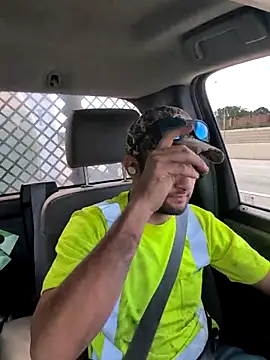 Snapshot of Flokester2 chatting on 09.15.25 Flokester2 online show from 09.15.25