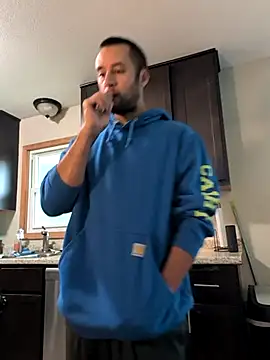 Snapshot of Flokester2 chatting on 09.19.25 Flokester2 online show from 09.19.25