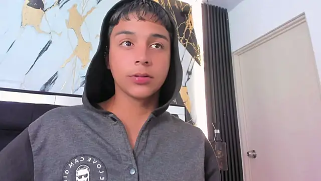 Snapshot of Seductivo_jr chatting on 03.22.26 Seductivo jr online show from 03.22.26